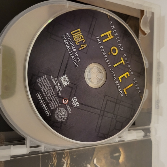 American Horror Story Season 5 Hotel DVD - Picture 5 of 8
